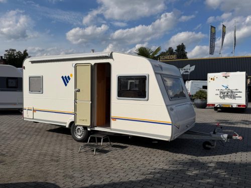 Knaus Vimara 450 mit Markise! Foto: 1