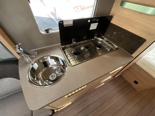 Knaus Sudwind Black Selection 500 FU FREE MOVER-FLOOR HEATING photo: 8