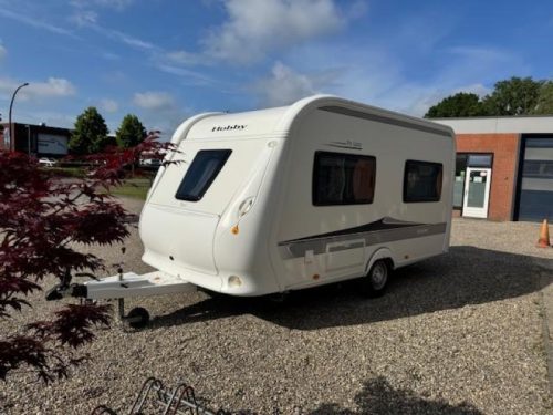Hobby De Luxe 400 SFE incl. air awning photo: 3