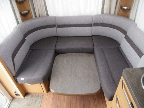 Knaus Sudwind 450 FU GEPFLEGT UND MIT RANGIERHILFE  Foto: 7