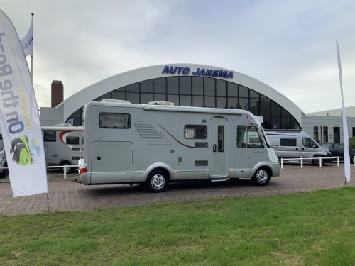 Hymer    B 674 SL   2.3 M. 130 PK  Vollintegriert, 4 Schlafpl&auml;tze  4 Gurte  , Einzelbetten, Hubbett, Motor-Klimaanlage, Bj.2008 &bdquo;Ihr Wohnmobil-Verkaufsvermittler Marum Camper Zentrum on the road Foto: 39