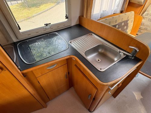 Autostar Athenor 458, Klimaanlage, Essecke, Festbett Foto: 10
