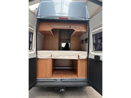 Weinsberg CaraBus 600 MQH 4 berths  photo: 17