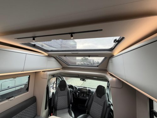 Adria Coral Plus 670 DL LEVEL/LITHIUM/OMVORMER Foto: 13
