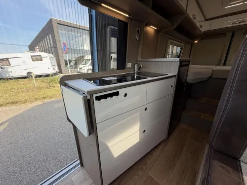 P&ouml;ssl Roadcruiser 640 B LPG, Memo Swing, Automaat  foto: 6