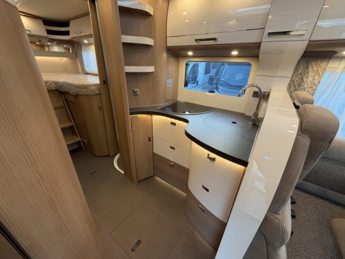 Carthago C1-Tourer 143 LE Mercedes-Benz Sprinter  foto: 11