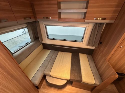 Weinsberg CaraOne 390 QD photo: 6
