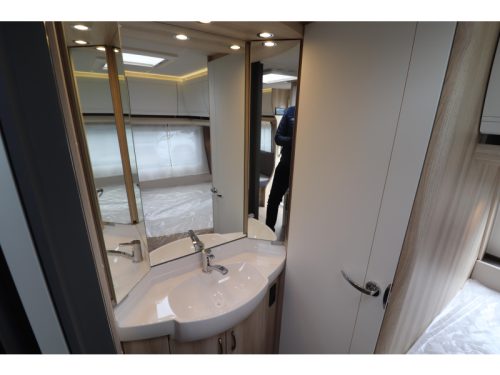 Hobby De Luxe 460 UFE Modell 2026 - 242 Foto: 14