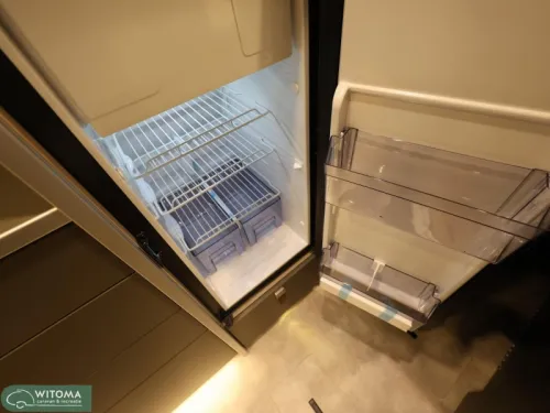 Hymer Grand Canyon 600 180 PS FULL OPTIONS neu Foto: 13