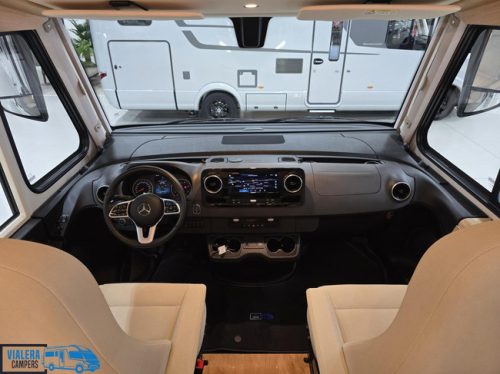 Hymer BMC-I 690 *170hp Automatic* French bed * Fully equipped photo: 8