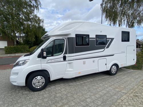Adria Coral Axess 650 DL Einzigartiger Aktionspreis! Foto: 1