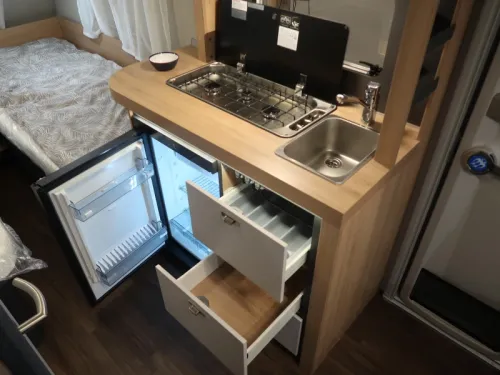 Knaus Sport 460 EU SINGLE BEDS / SPACIOUS SEATING photo: 11