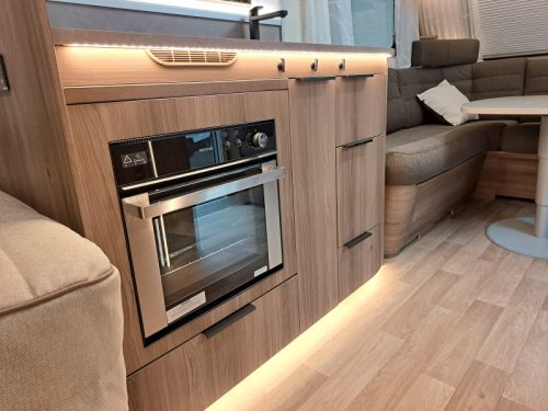 Kabe Royal 600 TDL E2 photo: 7