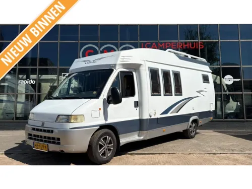 Hobby 600 2.8 JTD FaceToFace, Fixed bed, Awning