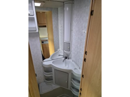 Adria Unica A 430 DD - Voortent -  foto: 16