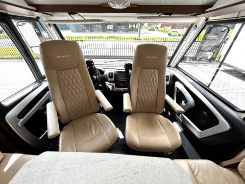 B&uuml;rstner Elegance 695 G Queensbed/Automatic/2016! photo: 16