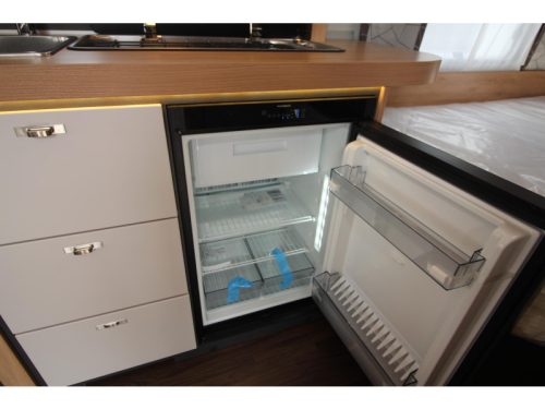 Knaus Sport 450 FU Action model! photo: 13