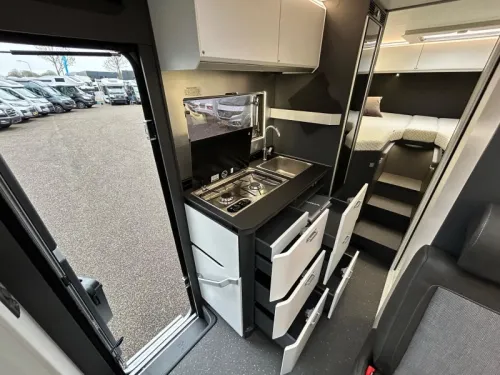 Adria Compact Max SL 160hp VW Super deal photo: 10