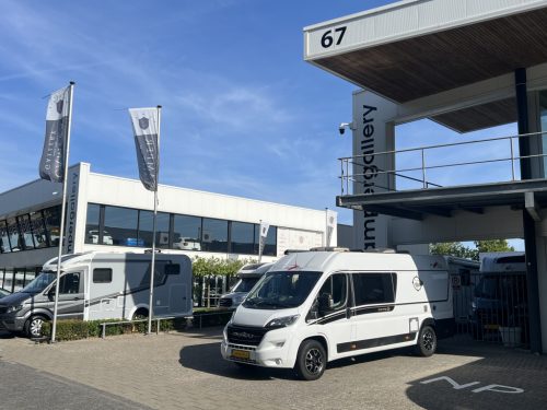 Malibu Van Charming 640 LE AUTOMATIC SINGLE BEDS EURO6 photo: 3