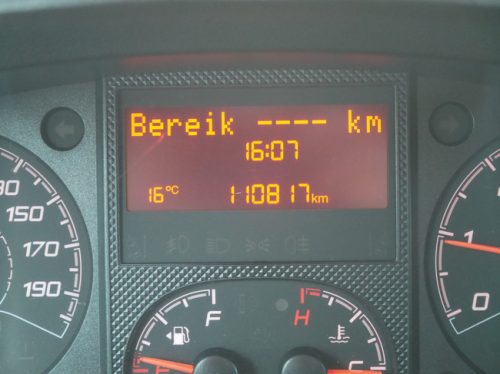 P&ouml;ssl 2win, 6 Meter Van conversion, Towing hitch, Diesel heater photo: 4