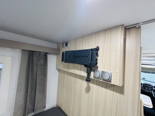 Adria COMPACT SL Plus ! with twin beds photo: 21
