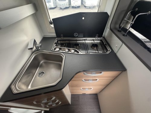 Adria Coral XL Plus A 670 SL Foto: 17