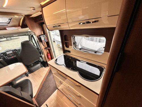 LMC Passion T 663 G 2000&euro; d'options suppl&eacute;mentaires gratuites photo : 8