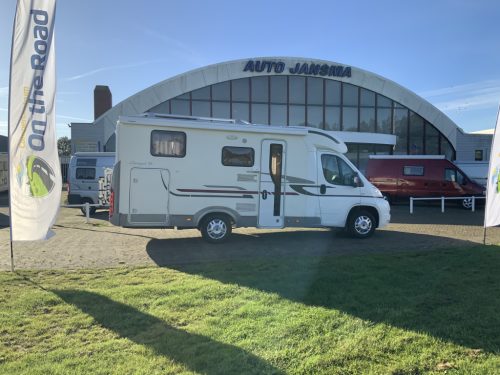 Adria Compact SL 2.3 MultiJ. 130 HP Semi-integrated, Single beds, Year 2010 Camper Centrum On the Road at Noorderringweg 4 in Marum. photo: 28