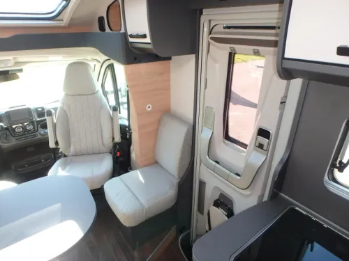 Knaus L!ve Ti Platinum 650 MEG  Foto: 14