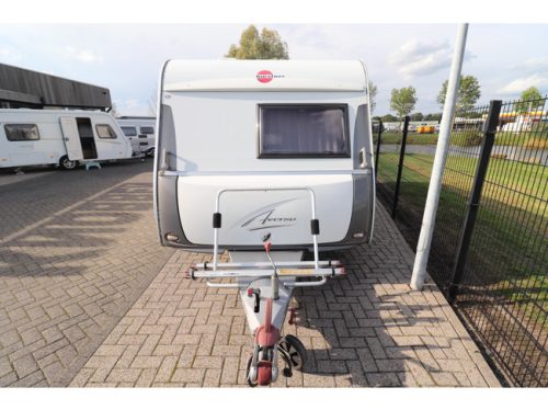 B&uuml;rstner Averso 495 TK Stapelbed/voortent- 5pers foto: 1
