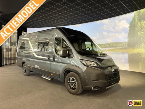 P&ouml;ssl Trenta 640 Plus / 8-speed automatic photo: 0