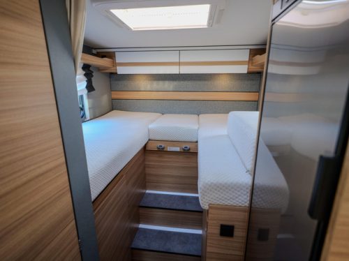 Dethleffs Just Camp 6812 EB LENGTEBEDDEN HEFBED! foto: 17