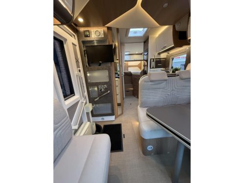 B&uuml;rstner Harmony 690 T Automaat Fiat 8  Foto: 14