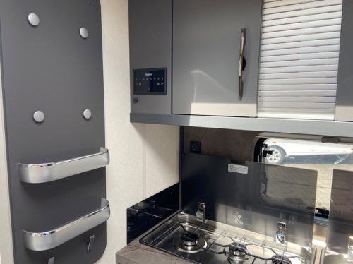 Hobby De Luxe 460 SFf photo: 8