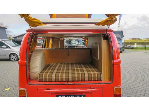 Volkswagen Transporter T2 Westfalia Madrid photo: 11