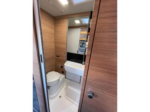 Weinsberg Xcursion 500 LT Super offer photo: 17