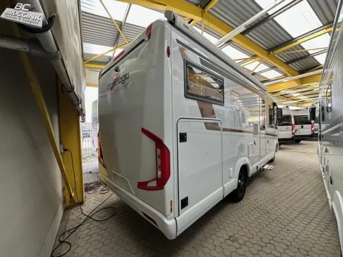 Carthago C2-Tourer 145 RB -LE COMFORT Foto: 1