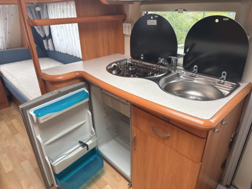 Hobby De luxe Easy 495 UL Mover/Bike rack/Awning photo: 6