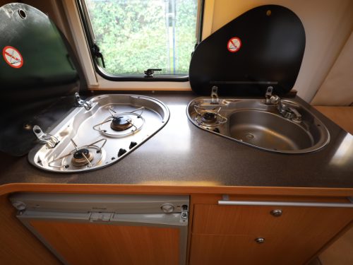 Adria Adora 492 UP mover | awning | canopy photo: 9