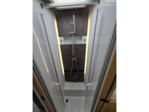 Adria Matrix Plus 670 DL LEVEL/LITHIUM/OMVORMER  foto: 16