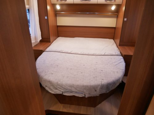 LMC Cruiser Exclusive T692G, Queensbed, XXL Garage, XXL Koelkast!! Foto: 16