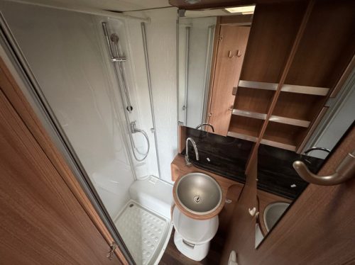 Knaus R16 Knaus Sky TI Silver Selection 700 MEG Airco AUT 31dkm photo: 12