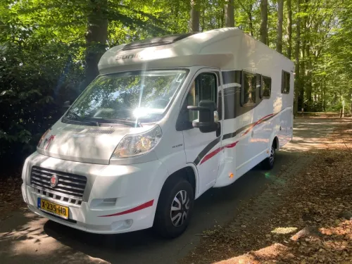 Sunlight T 68 Single Beds Pop-top roof 2014 photo: 3