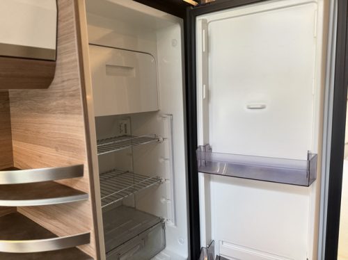 Knaus BOXLIFE 630 ME / free storage photo: 20
