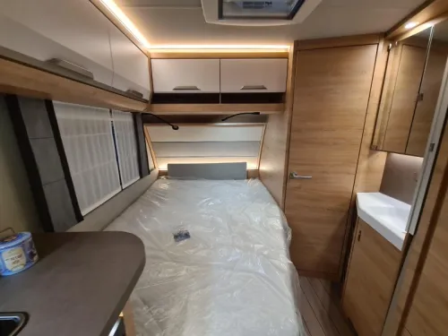 Knaus Sudwind Black Selection 450 FU photo: 11