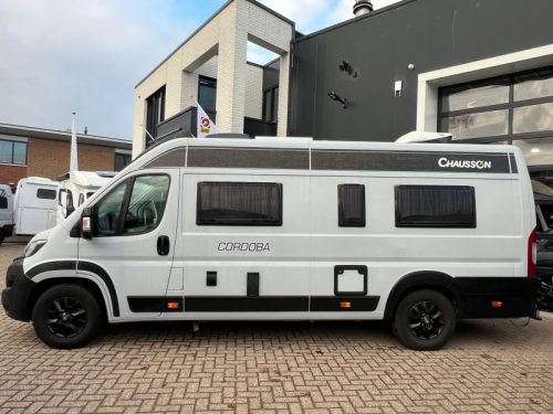 Chausson V697 VIP Dachklimaanlage, Busbiker, Markise Foto: 5