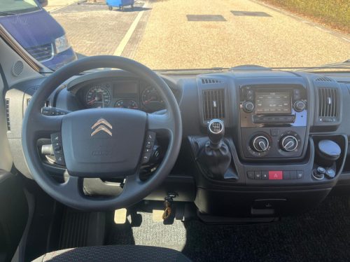 Citro&euml;n Jumper 35 2.2 HDI | Van conversion | Camera | Cruise | Awning | Towbar | Bearlock | Pilot seats | 2 Single beds | Webasto auxiliary heater photo: 10