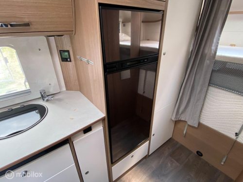 CAPRON A361 Family Motorhome 6 berths photo: 8