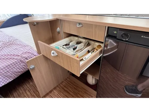 B&uuml;rstner Averso Fifty 500 TL Einzelbetten Rundsitzgruppe Foto: 10
