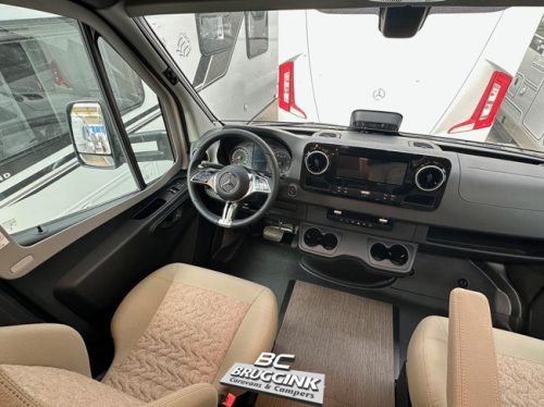 Carthago C-Tourer T 148 LE H KB COMFORT photo: 3